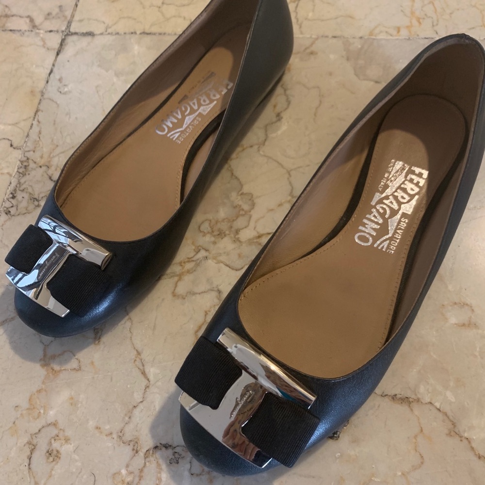 Salvatore Ferragamo flats